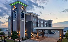 La Quinta Inn & Suites Denton University Drive